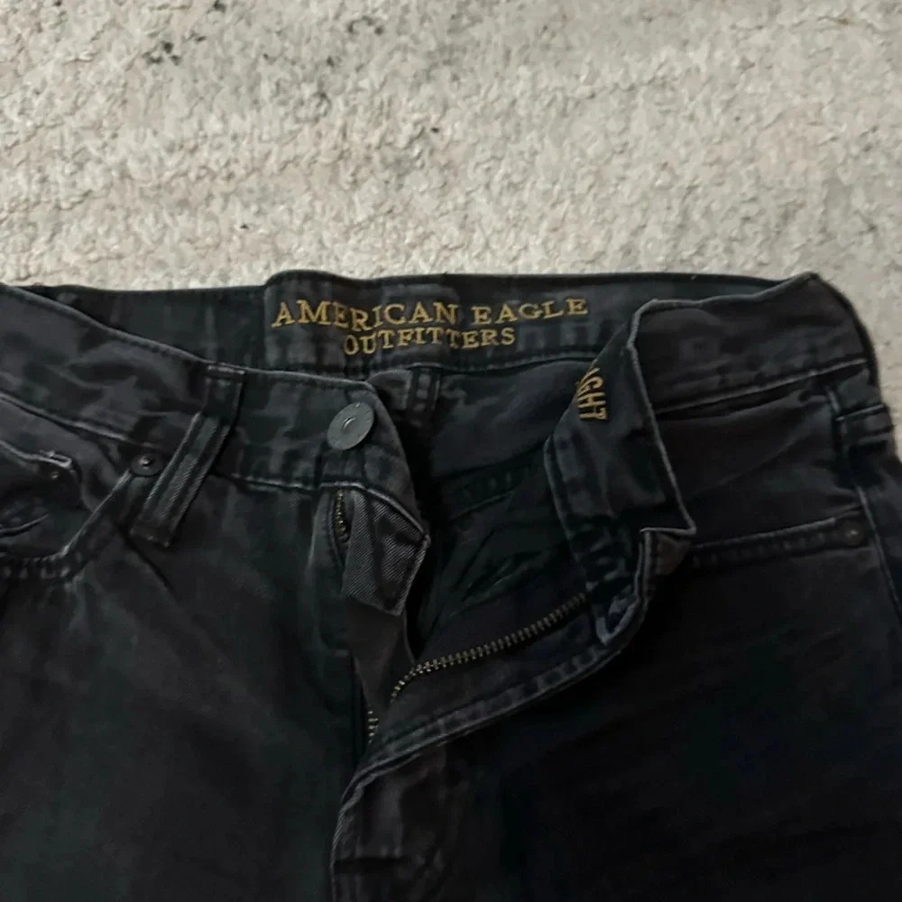 American Eagle Teen/ Boy size 26W x 28 Inseam Black Jeans Slim Straight - Picture 3 of 4